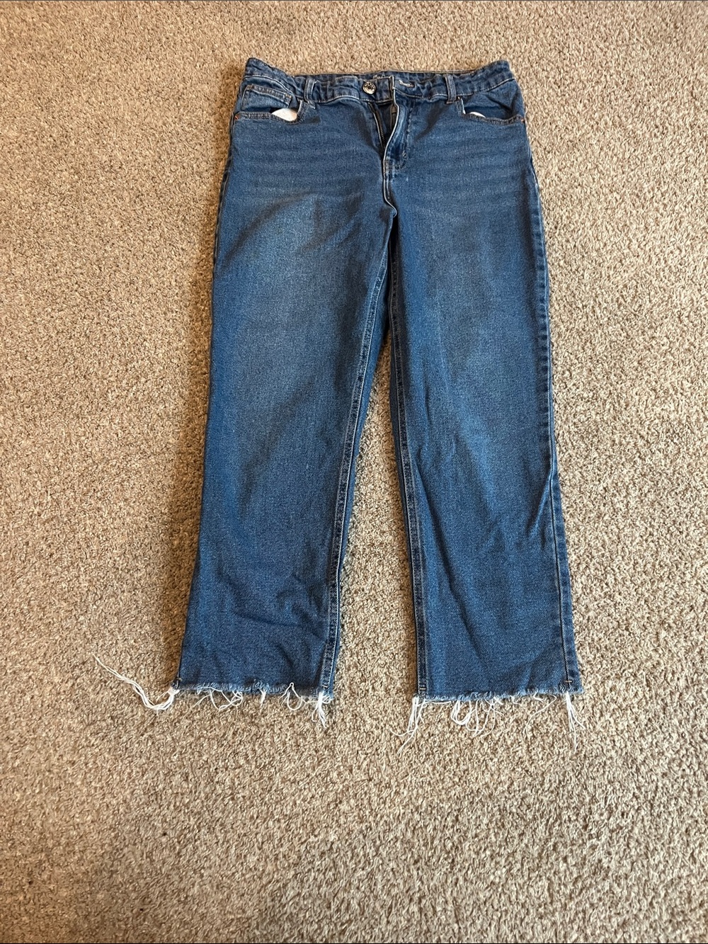 Women's Blue Raw-Hem Straight Jeans